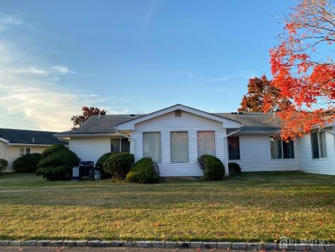 614 Lemington Plaza Monroe NJ 08831