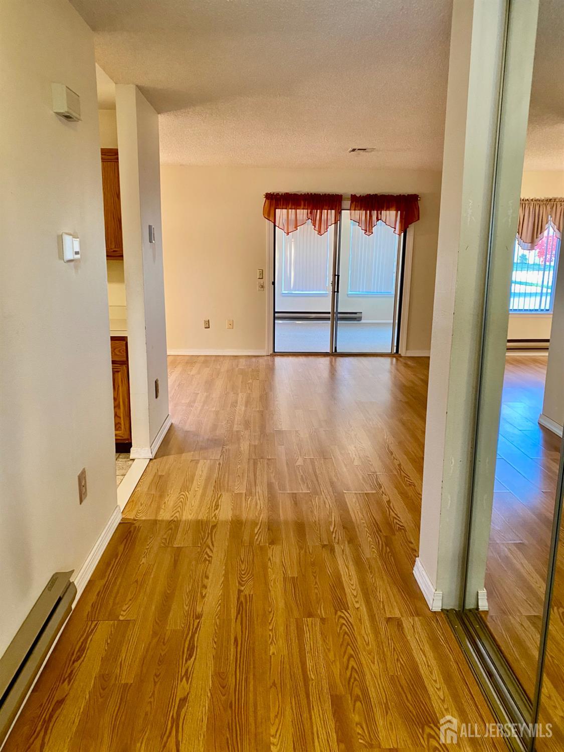 614 Lemington Plaza Monroe NJ 08831