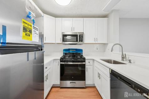 911 Edpas Road New Brunswick NJ 08901