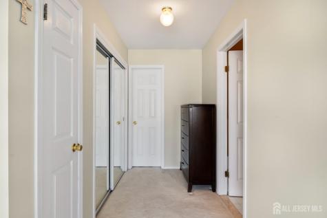 8 Russell Court Montville NJ 07045