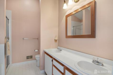 8 Russell Court Montville NJ 07045