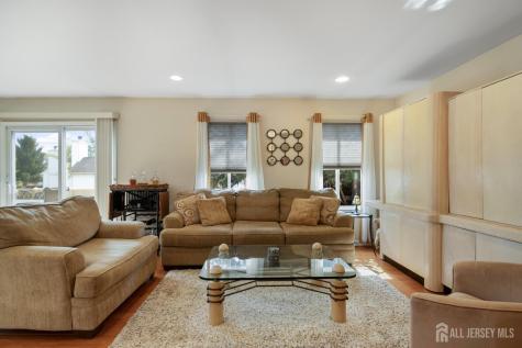 8 Russell Court Montville NJ 07045