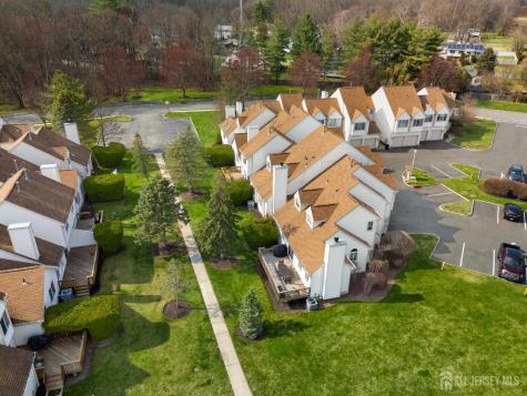 8 Russell Court Montville NJ 07045