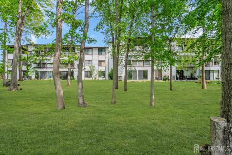 277 Crosse Drive Monroe NJ 08831
