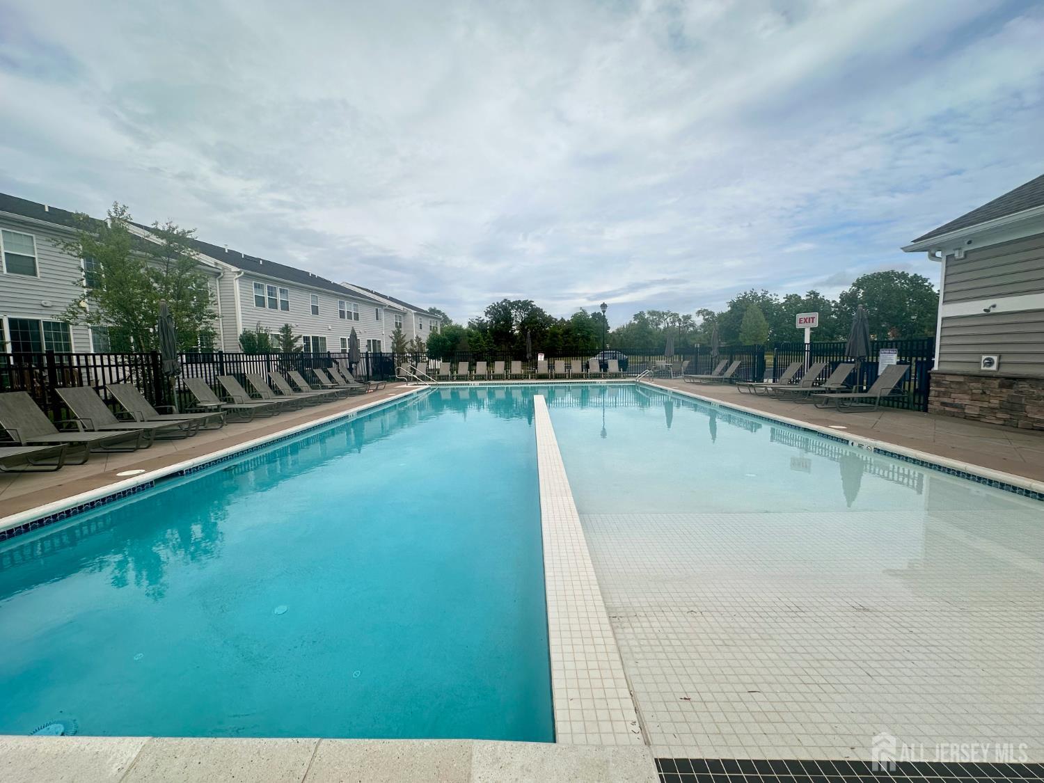 44 Begonia Lane Monroe NJ 08831