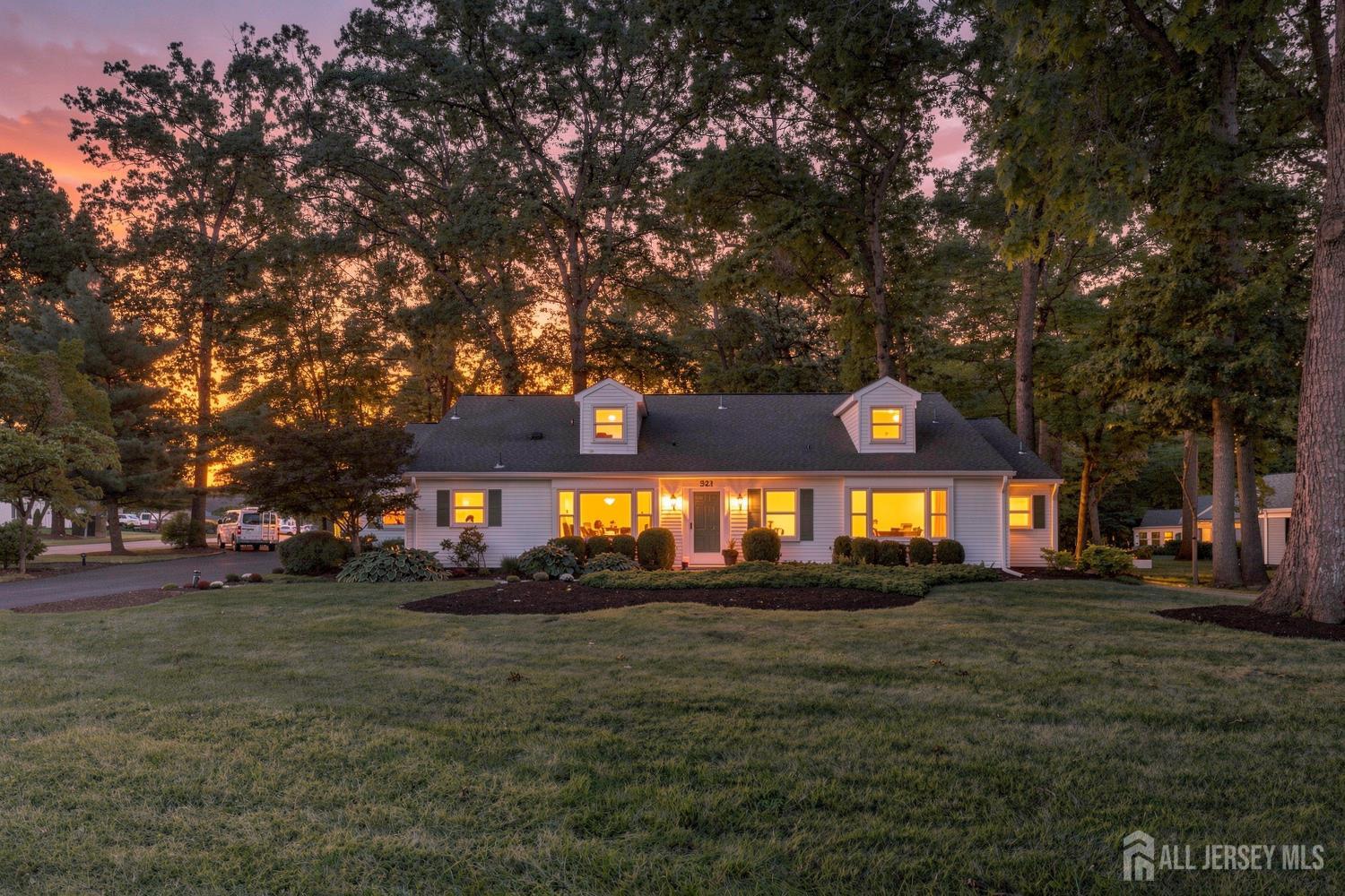 321-A SE Sharon Way SE Monroe NJ 08831