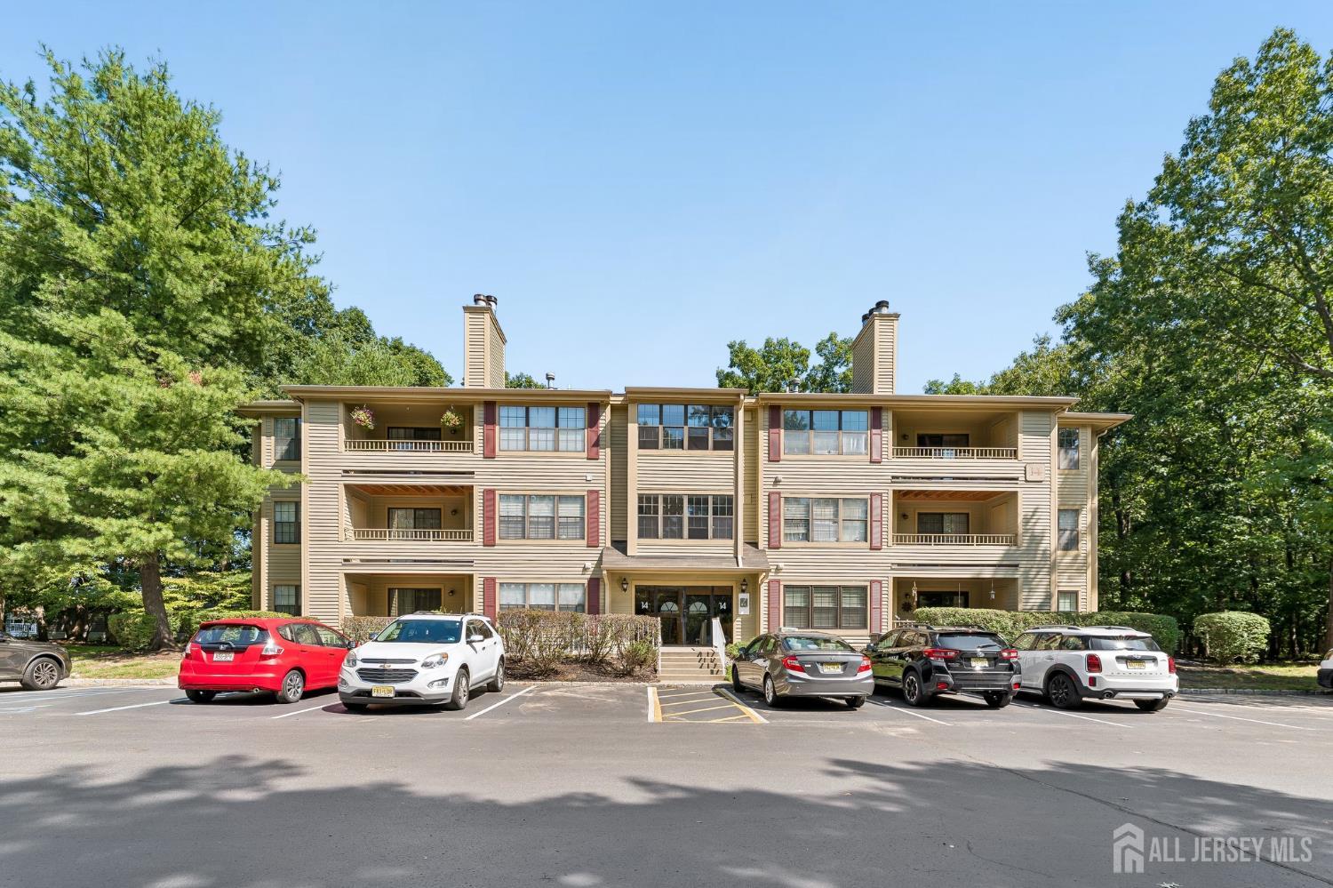 1403 Stoneridge Circle Helmetta NJ 08828
