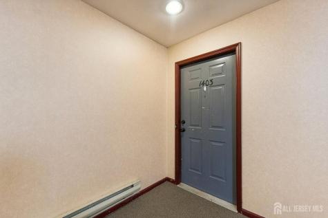 1403 Stoneridge Circle Helmetta NJ 08828