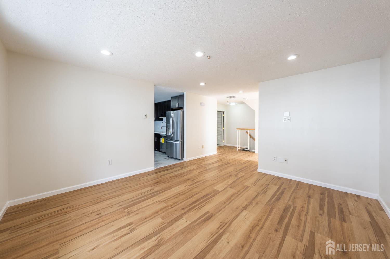 122 Prestwick Way Edison NJ 08820