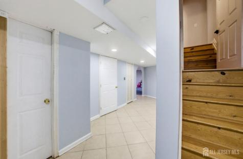 15 Kingsland Circle South Brunswick NJ 08852