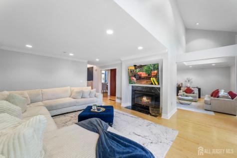 15 Kingsland Circle South Brunswick NJ 08852