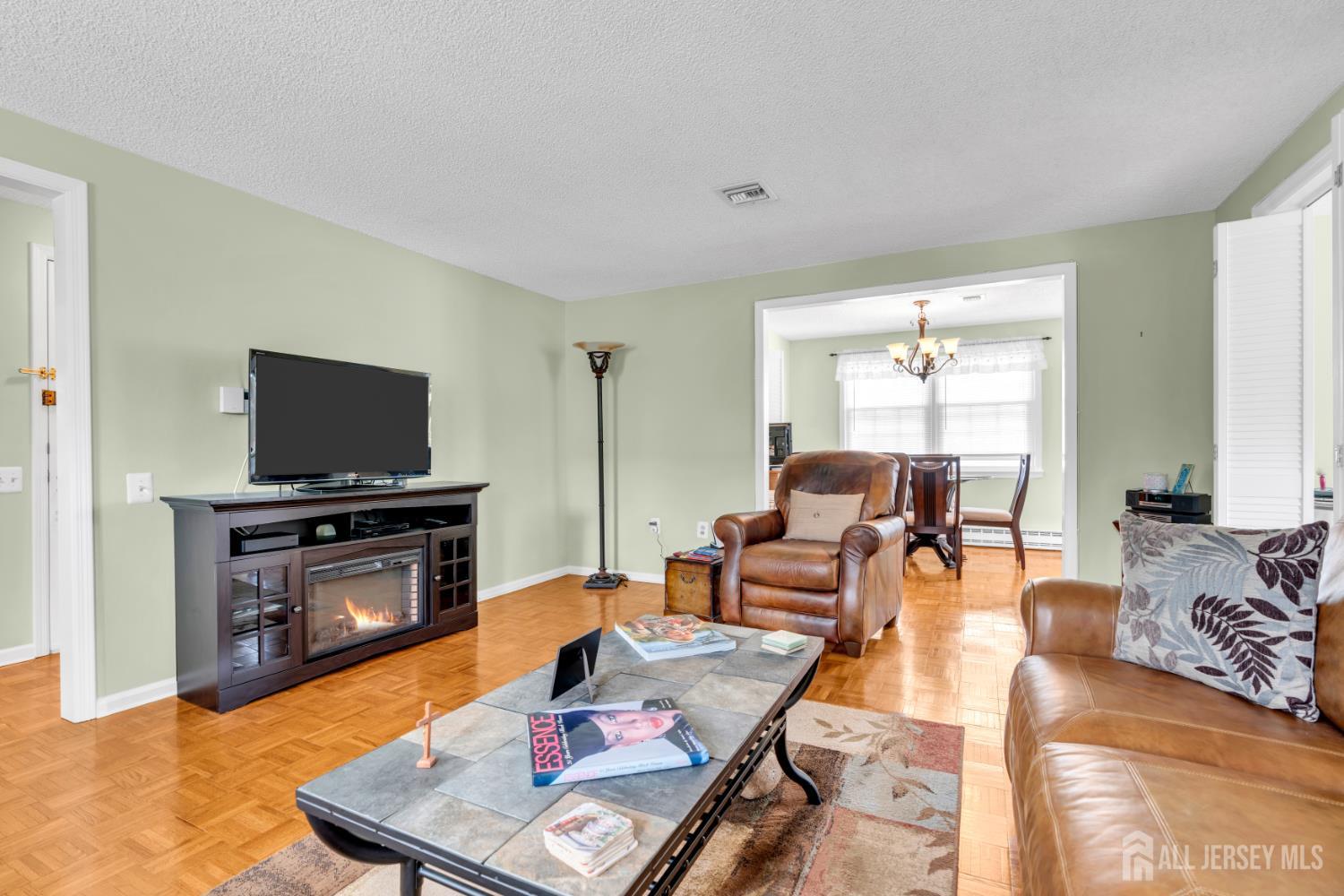 194 Madison Lane Monroe NJ 08831