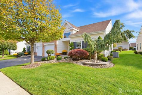 63 Diamond Spring Drive Monroe NJ 08831