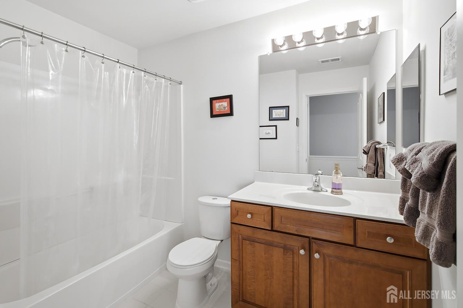 63 Diamond Spring Drive Monroe NJ 08831