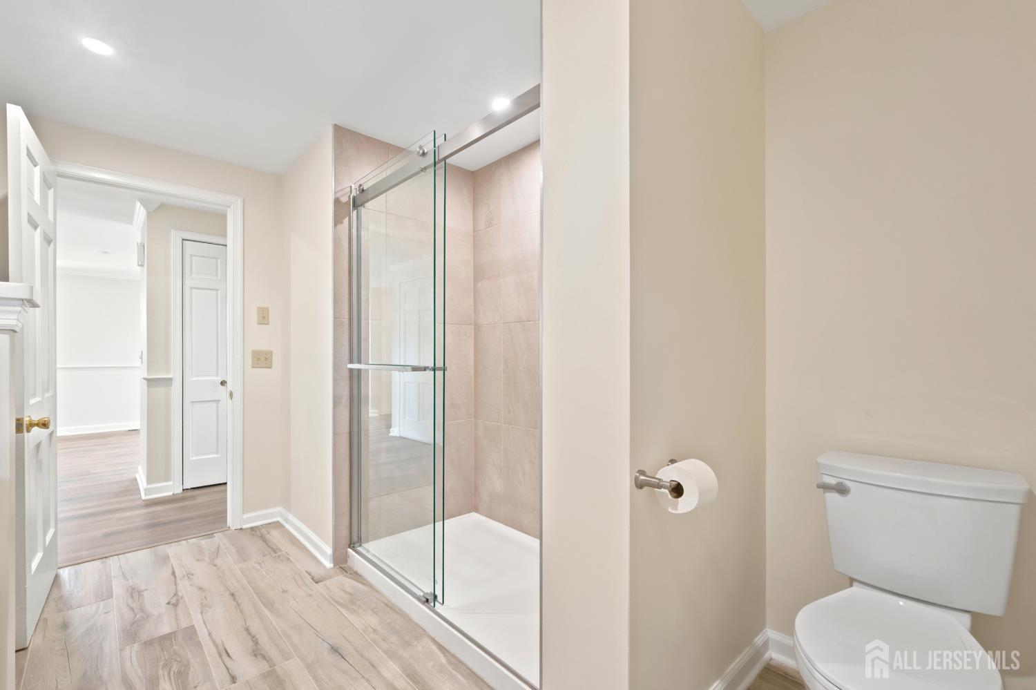 8 Sussex Way Monroe NJ 08831