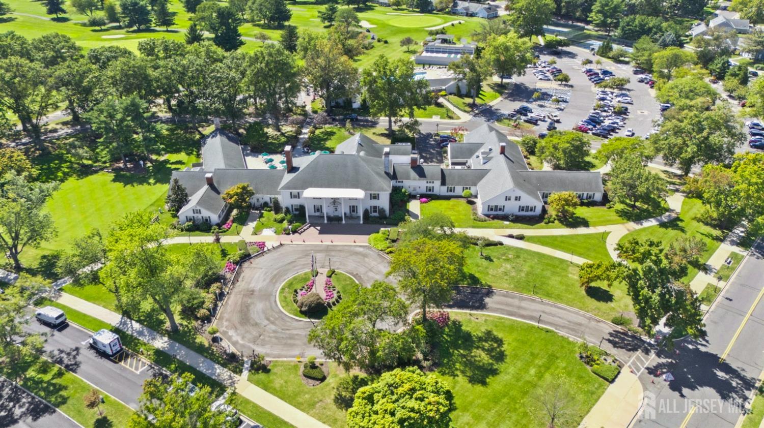 8 Sussex Way Monroe NJ 08831