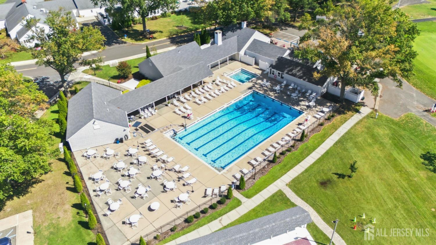 8 Sussex Way Monroe NJ 08831
