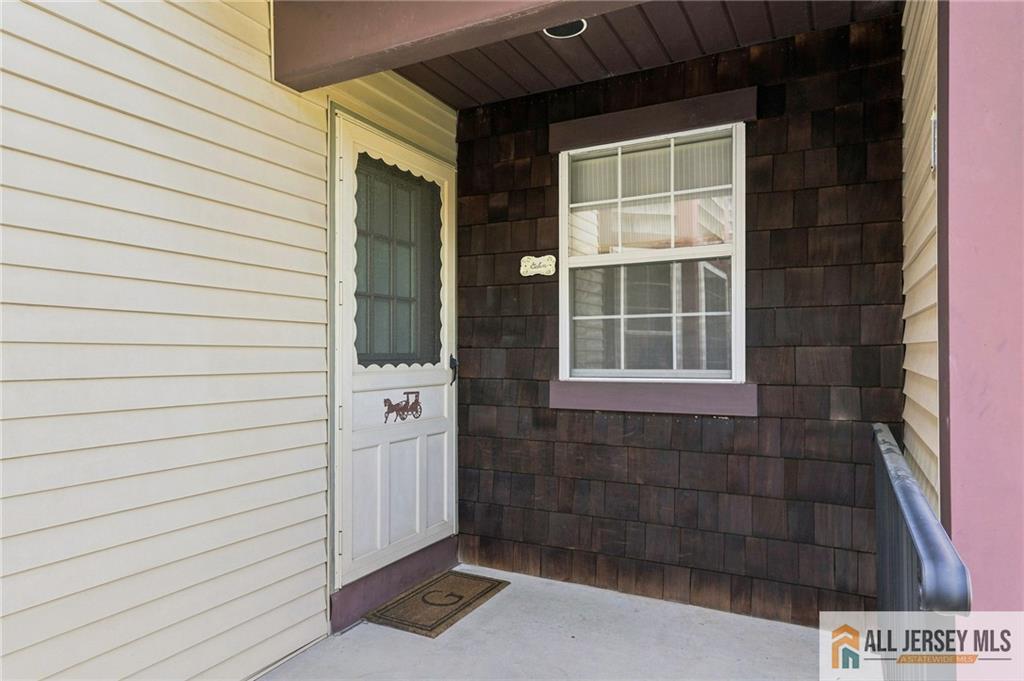 8 Rothwell Drive Monroe NJ 08831