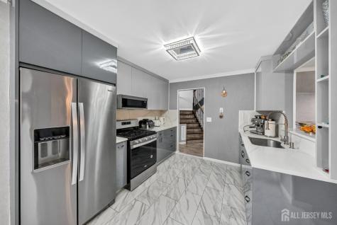 12 Periwinkle Court East Brunswick NJ 08816