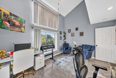12 Periwinkle Court East Brunswick NJ 08816