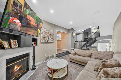 12 Periwinkle Court East Brunswick NJ 08816