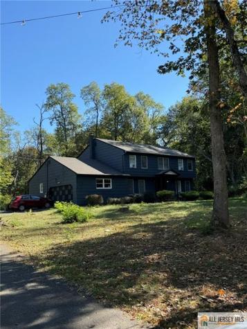 123 Applegarth Road Monroe NJ 08831