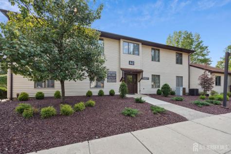 2 Brier Hill Court East Brunswick NJ 08816