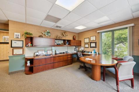 2 Brier Hill Court East Brunswick NJ 08816