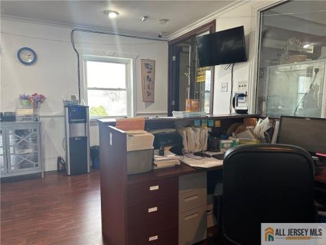 226 Us 1 Highway Edison NJ 08817