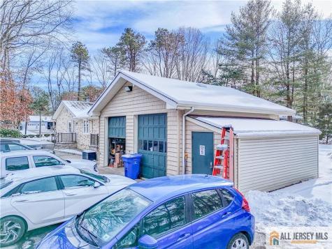 176 Old Forge Road Monroe NJ 08831