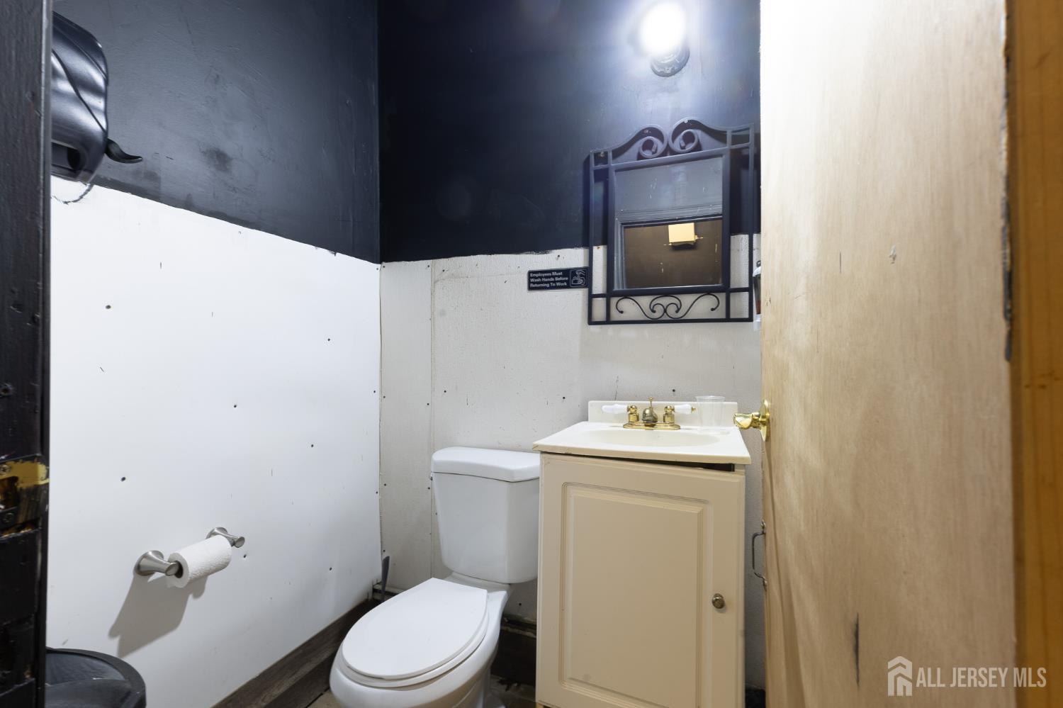 2303 Woodbridge Avenue Edison NJ 08817
