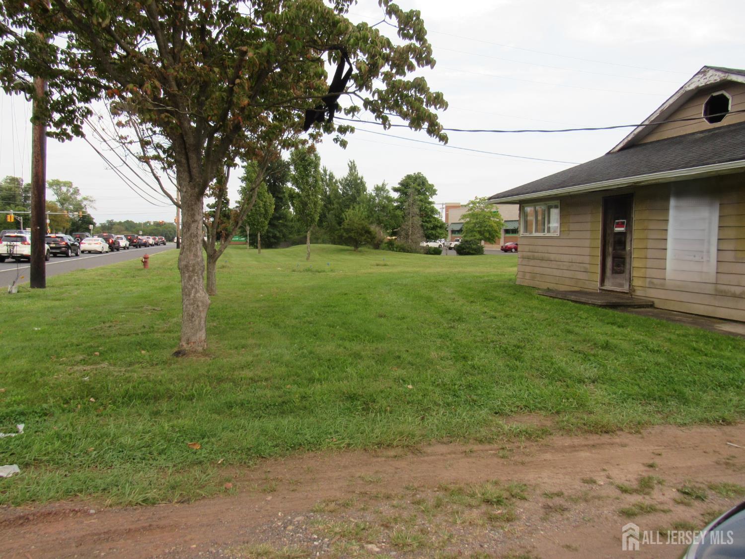 309 State Route 33 East E Manalapan NJ 07726