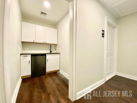 76 Main Street Matawan NJ 07747