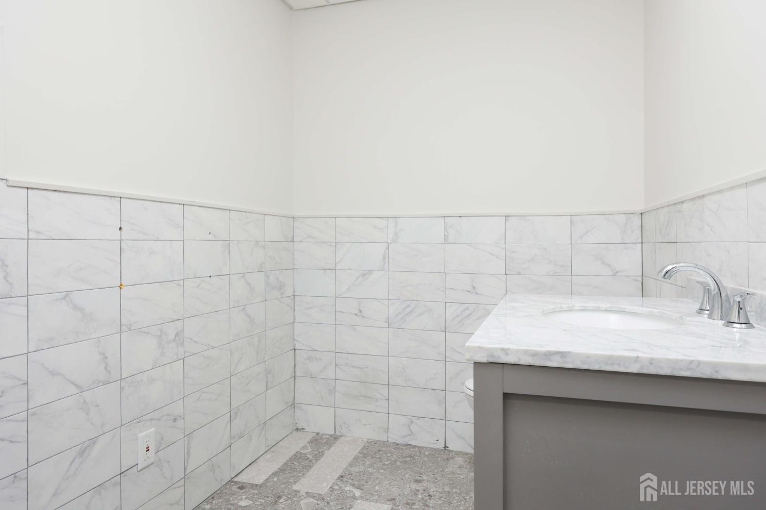 239 Avenel Street Avenel NJ 07001