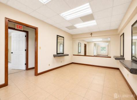 522 State Route 18 Highway East Brunswick NJ 08816