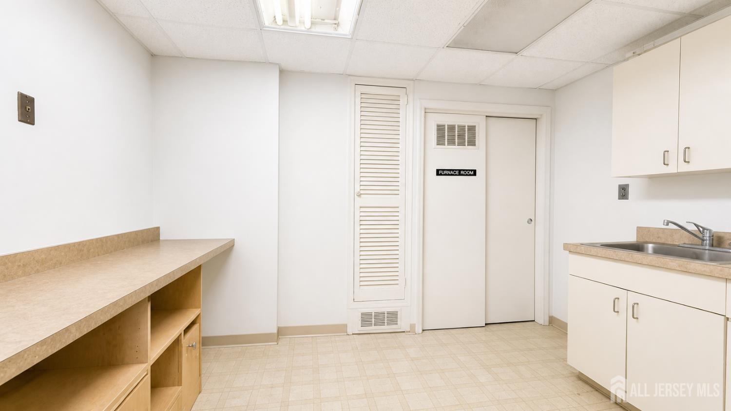 522 State Route 18 Highway East Brunswick NJ 08816