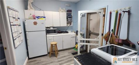 329 Inman Avenue Colonia NJ 07067
