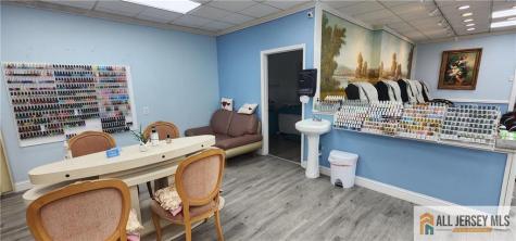 329 Inman Avenue Colonia NJ 07067