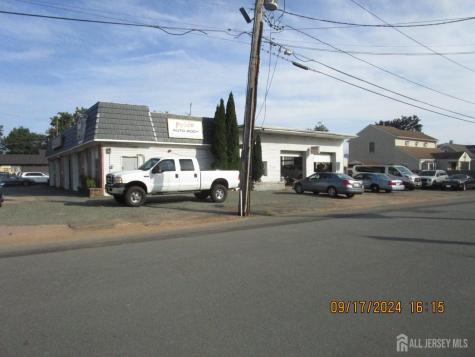1065 Amboy Avenue Edison NJ 08817