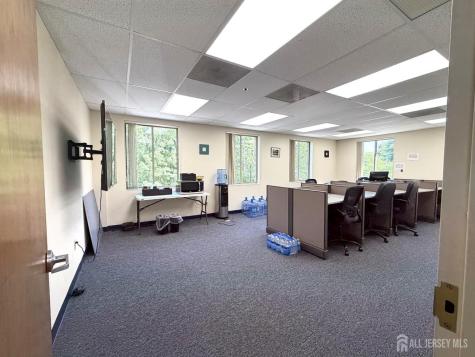 515 Plainfield Avenue Edison NJ 08817