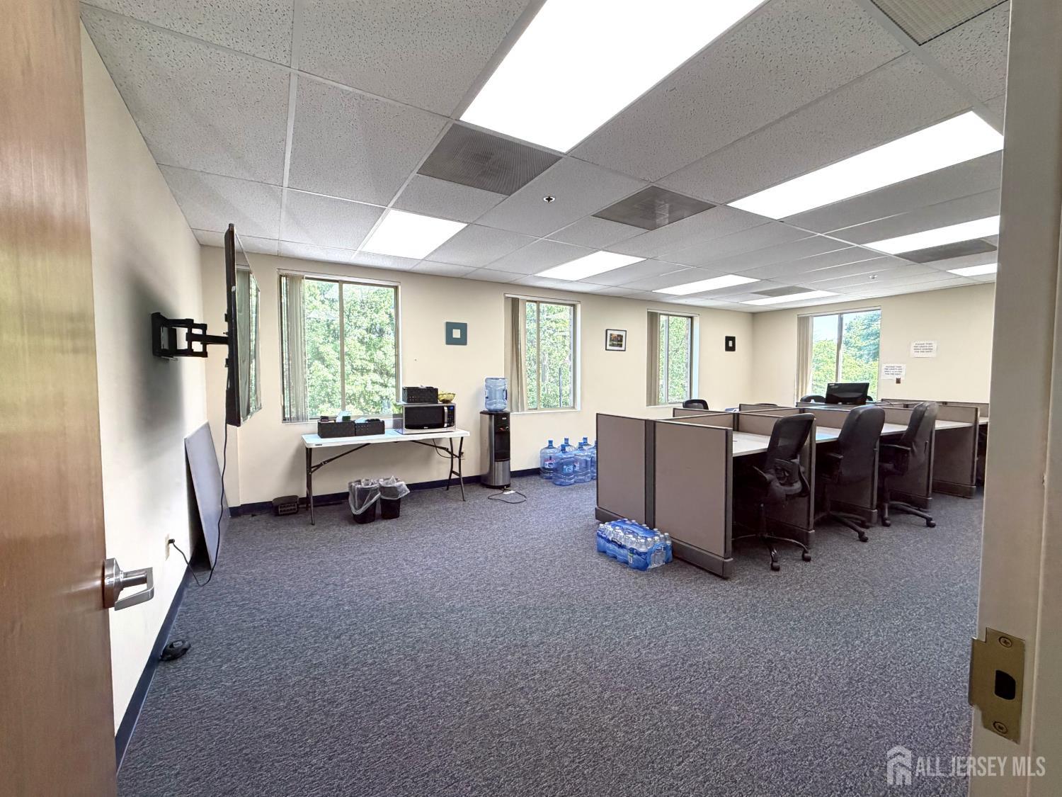 515 Plainfield Avenue Edison NJ 08817