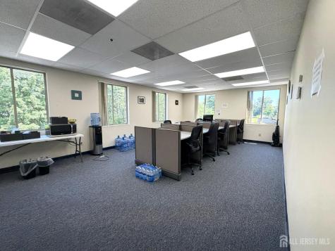 515 Plainfield Avenue Edison NJ 08817