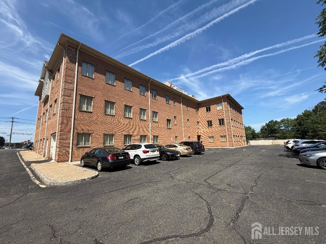 515 Plainfield Avenue Edison NJ 08817