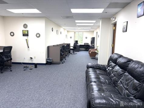 515 Plainfield Avenue Edison NJ 08817
