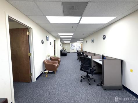 515 Plainfield Avenue Edison NJ 08817