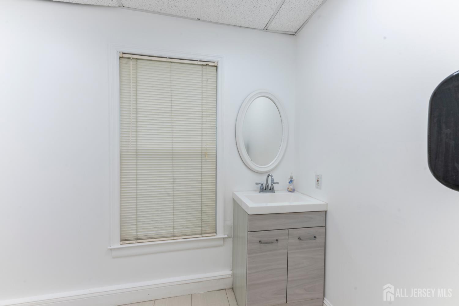 32 Jefferson Plaza South Brunswick NJ 08540