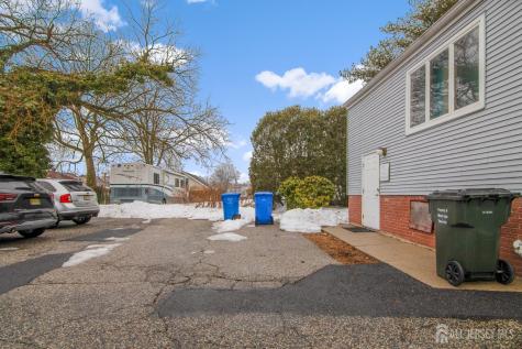 217 Main Street Woodbridge Proper NJ 07095