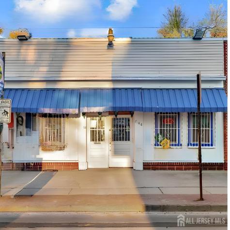 644 Cooper Street Beverly NJ 08010