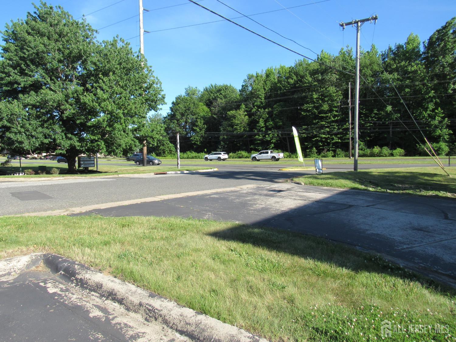 981 State Route 33 W Monroe NJ 08831