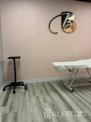 1677 Nj 27 Edison NJ 08817